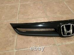 07-08 HONDA CIVIC SI 4 DOOR SEDAN MODEL ONLY FRONT GRILLE With SI BADGE OEM