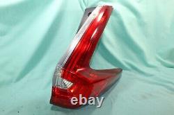 17 18 19 Honda Crv Cr-v Right Passenger Rh Oem Tail Light Crack