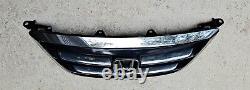 2005 2006 2007 Honda Odyssey Front Upper Grille Chrome & Blue with Emblem