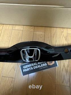 GENUINE HONDA OEM Liftgate Tailgate Hatch License Molding 2017 Fit 74890-T5A-A11