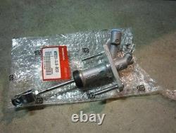 Genuine HONDA OEM NSX NA2 CLUTCH MASTER CYLINDER, Right handle 46920-SL0-003