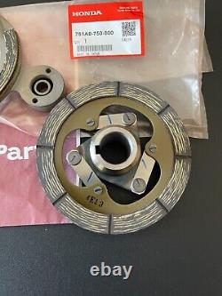 Genuine Honda OEM HT3813 Brake & Friction Disk Set 751A0-750-800