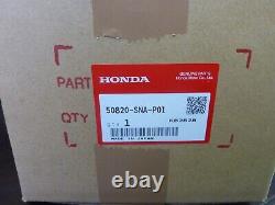 Honda Genuine OEM Civic Right Engine Mount 50820-SNA-P01