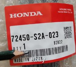 Honda Genuine OEM S2000 Door Window Molding LH & RH 72410-S2A-023 72450-S2A-023