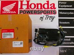 New Genuine Honda Oem Carburetor 2004-2005 Trx450r 16100-hp1-673
