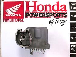 New Genuine Honda Oem Cylinder Jug 2003 Cr250r 12110-kz3-l30