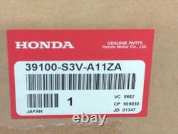New OEM genuine Honda AM FM Cassette CD Radio 2001-2004 Acura MDX 39100-S3V-A11